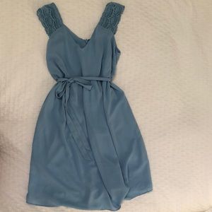 A Pea in the Pod blue fancy maternity dress, small